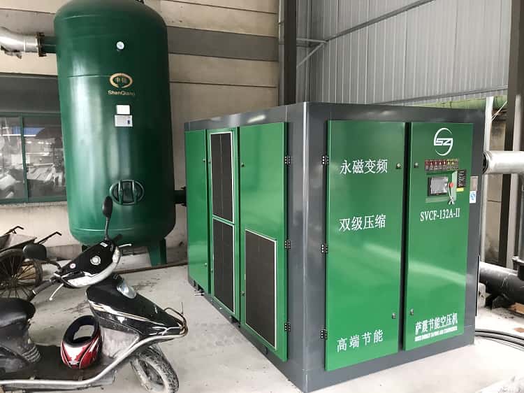 薩震節(jié)能空壓機(jī)客戶現(xiàn)場圖