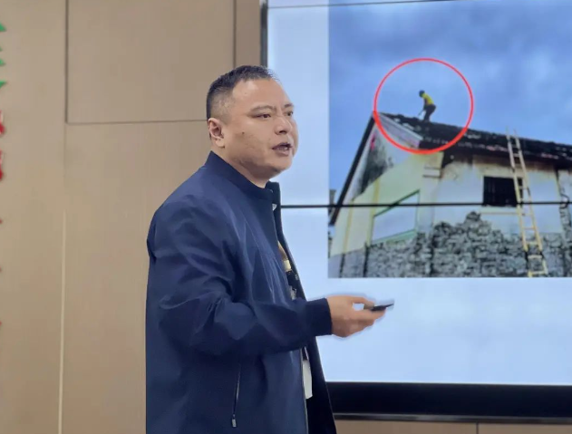 �Ϻ����^(q��)���^(q��)���_��(ji��)�ܿՉ��C(j��)�e�k��I(y��)��Ҫؓ(f��)؟(z��)�˰�ȫ���a(ch��n)���(xi��ng)��Ӗ(x��n)