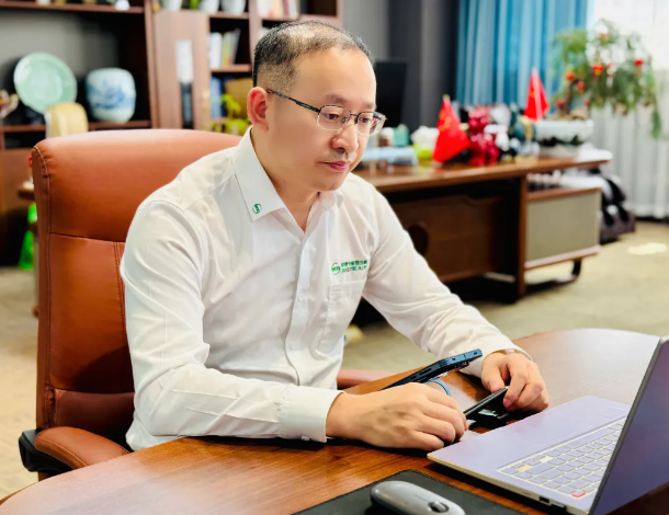 薩震節(jié)能空壓機